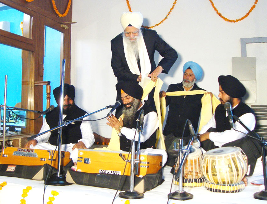 Image gallery marquee